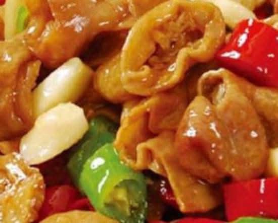 Beijing Style Pork Intestines (京味蒜仔烧肥肠)